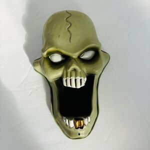 Gemmy Animated Skull Doorbell Halloween Light Up Moving Mouth Skeleton Talking
